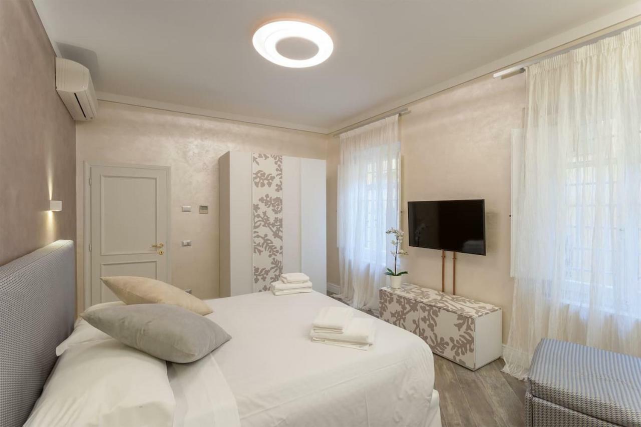 Duomo Suite Ghirlandaio ฟลอเรนซ์ ภายนอก รูปภาพ